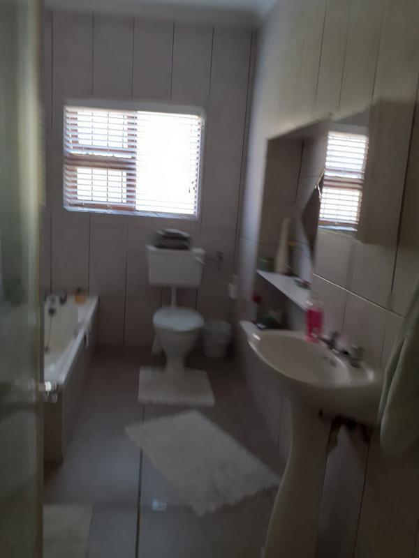 3 Bedroom Property for Sale in Albertinia Western Cape